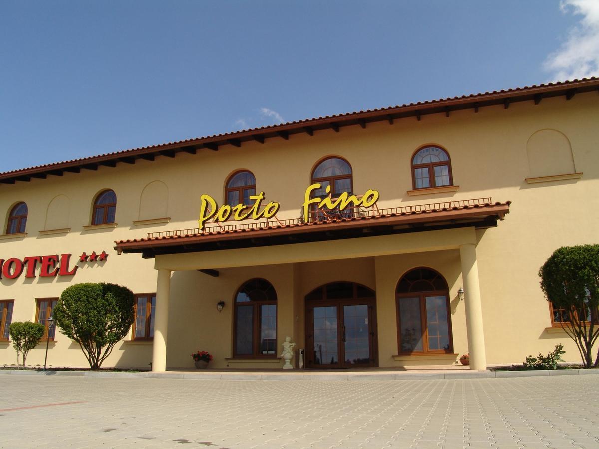Hotel Porto-Fino Lucmierz Dış mekan fotoğraf